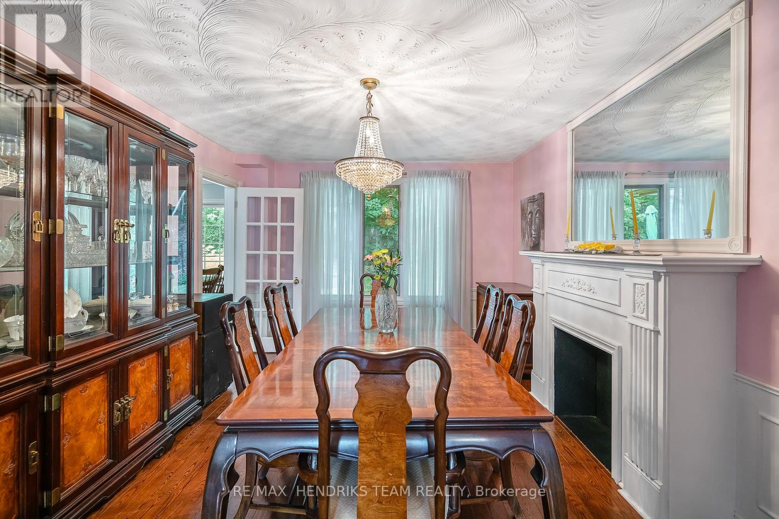 Photo 16 of 8 Sunhaven Court, Hamilton ON