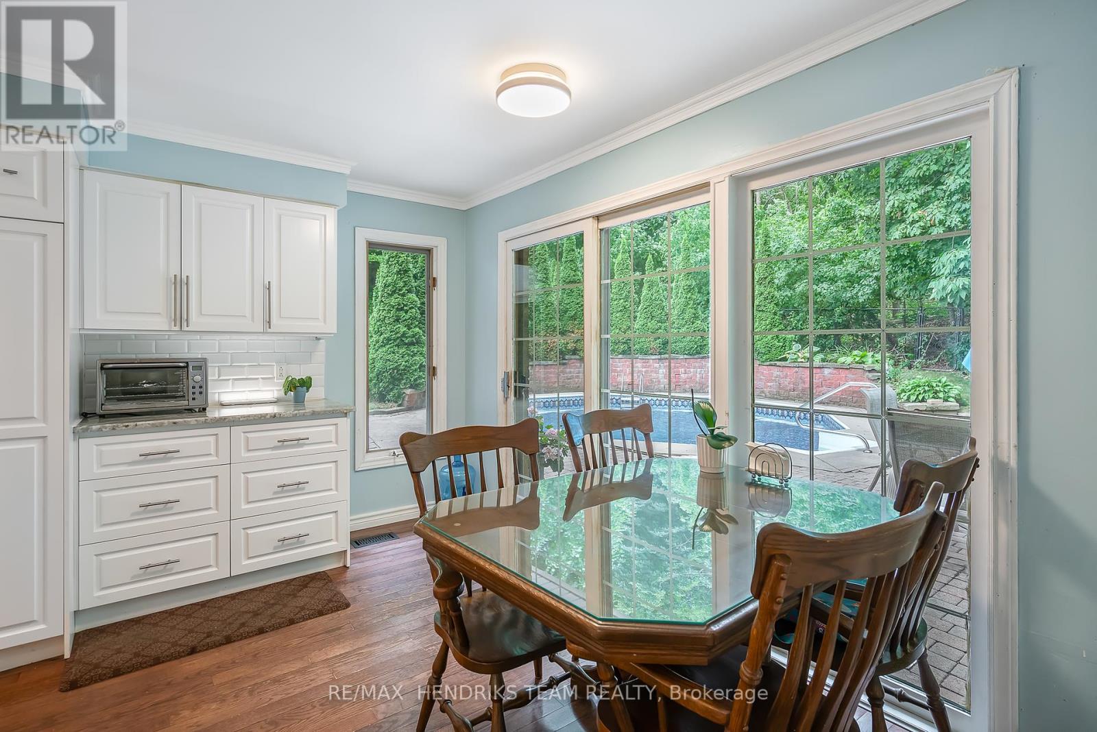 Photo 19 of 8 Sunhaven Court, Hamilton ON