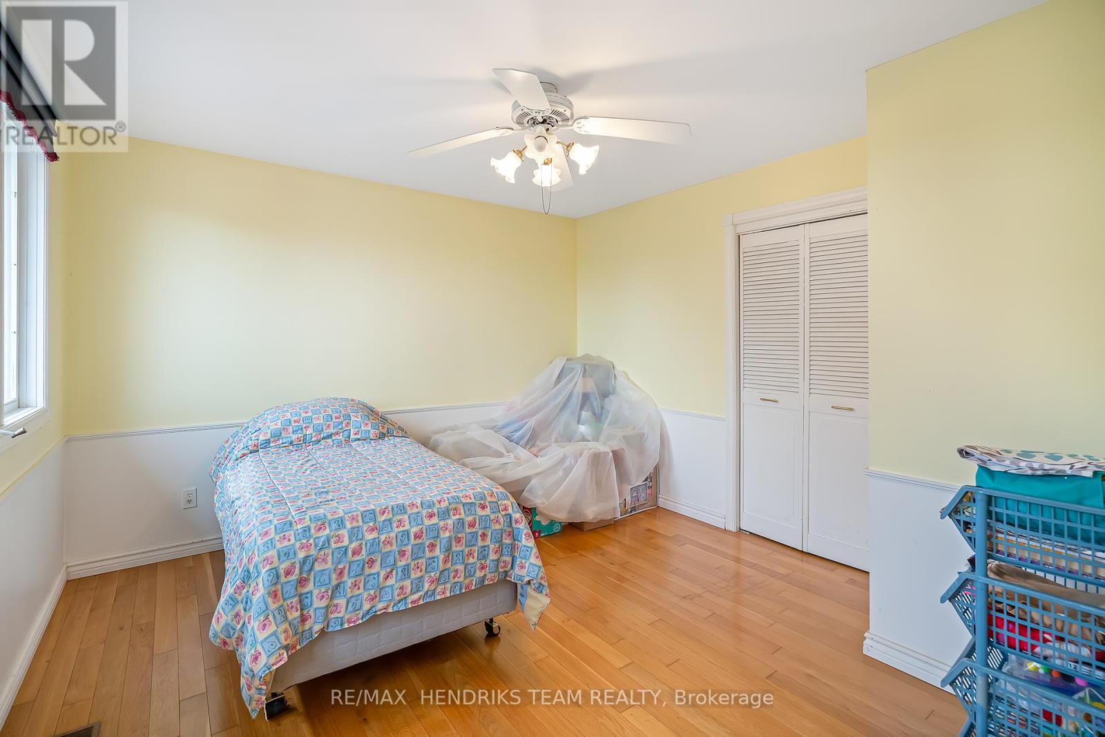 Photo 36 of 8 Sunhaven Court, Hamilton ON