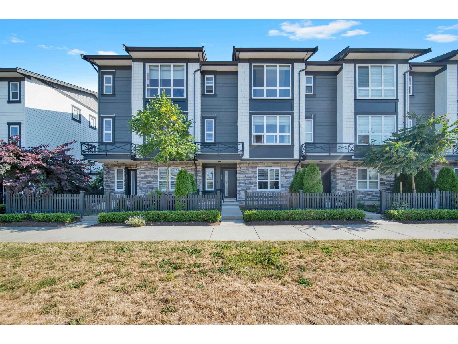 Photo 27 of 10 19255 Aloha Drive, Surrey BC