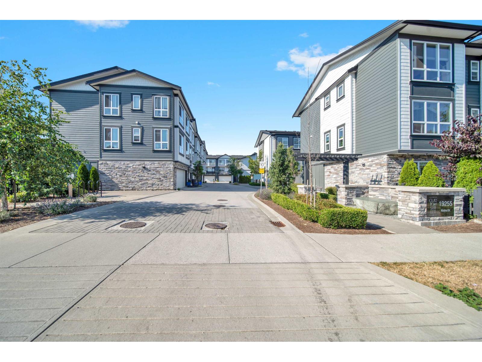 Photo 32 of 10 19255 Aloha Drive, Surrey BC