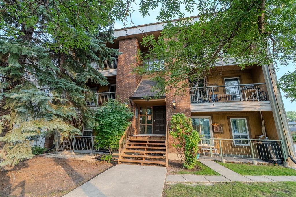 Photo 4 of 5 A 932 Summerside Avenue, Winnipeg MB