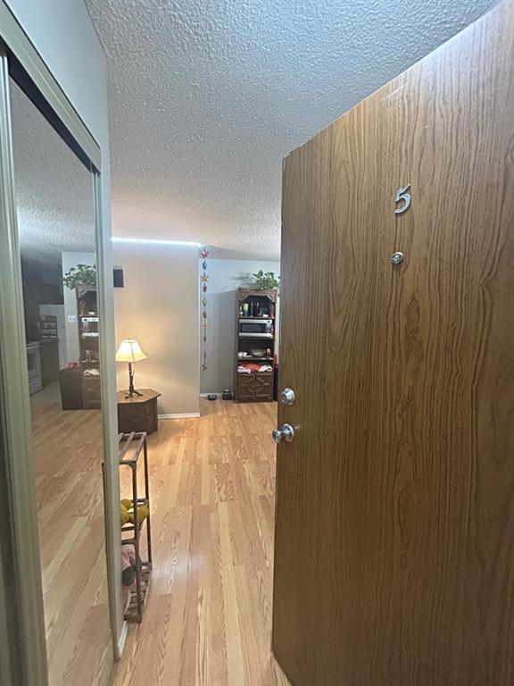 Photo 6 of 5 A 932 Summerside Avenue, Winnipeg MB