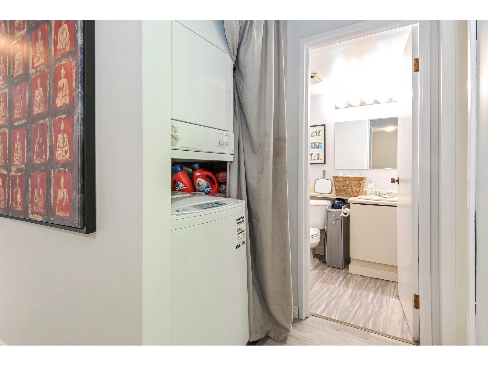 303 1341 GEORGE, STREET, White Rock