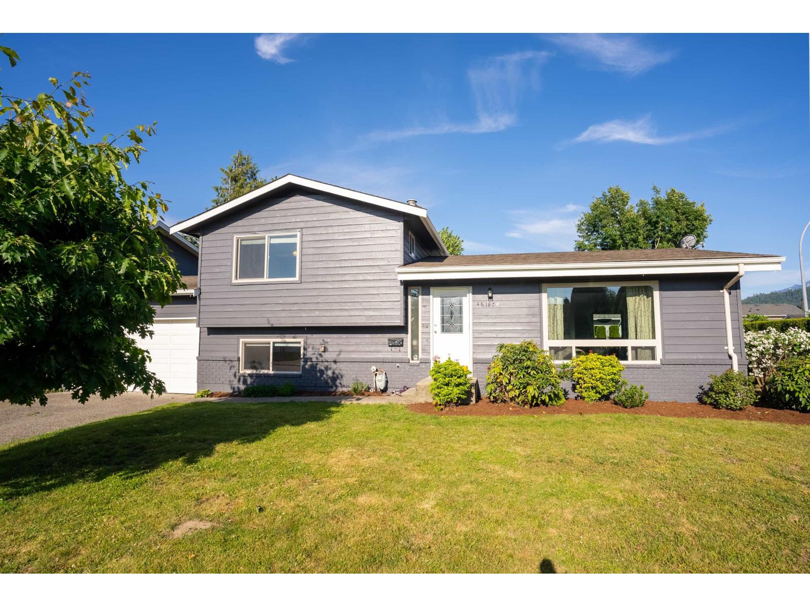 Photo 32 of 46187 Christina Drive Sardis East Vedder, Chilliwack BC