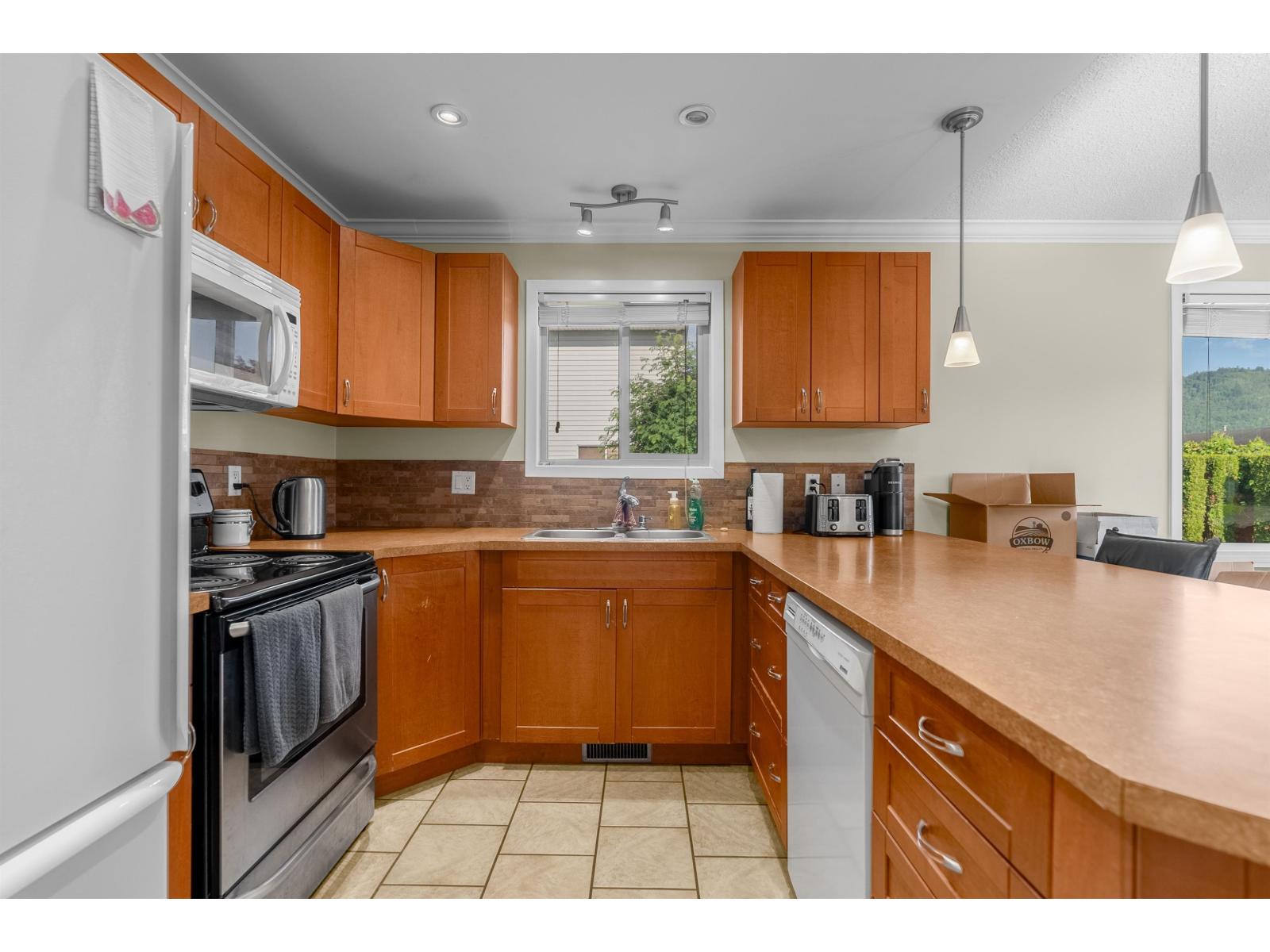 Photo 33 of 46187 Christina Drive Sardis East Vedder, Chilliwack BC