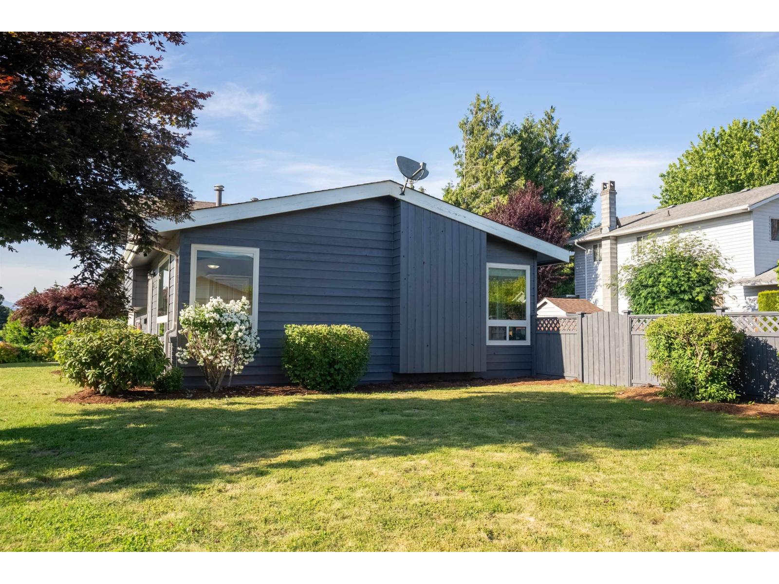 Photo 2 of 46187 Christina Drive Sardis East Vedder, Chilliwack BC