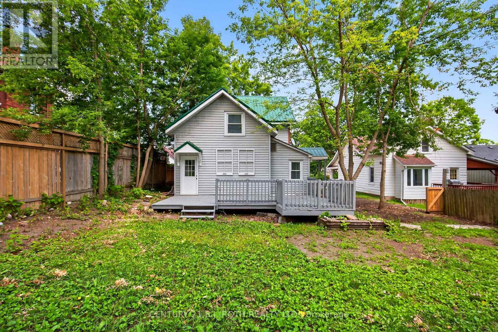 Photo 16 of 153 Laclie Street, Orillia ON