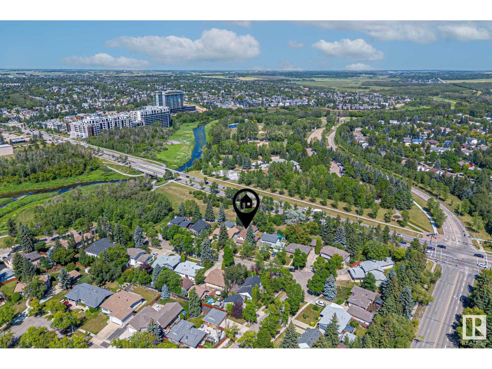 Single Family House for Sale in  BUTTERFIELD CR St. Albert 