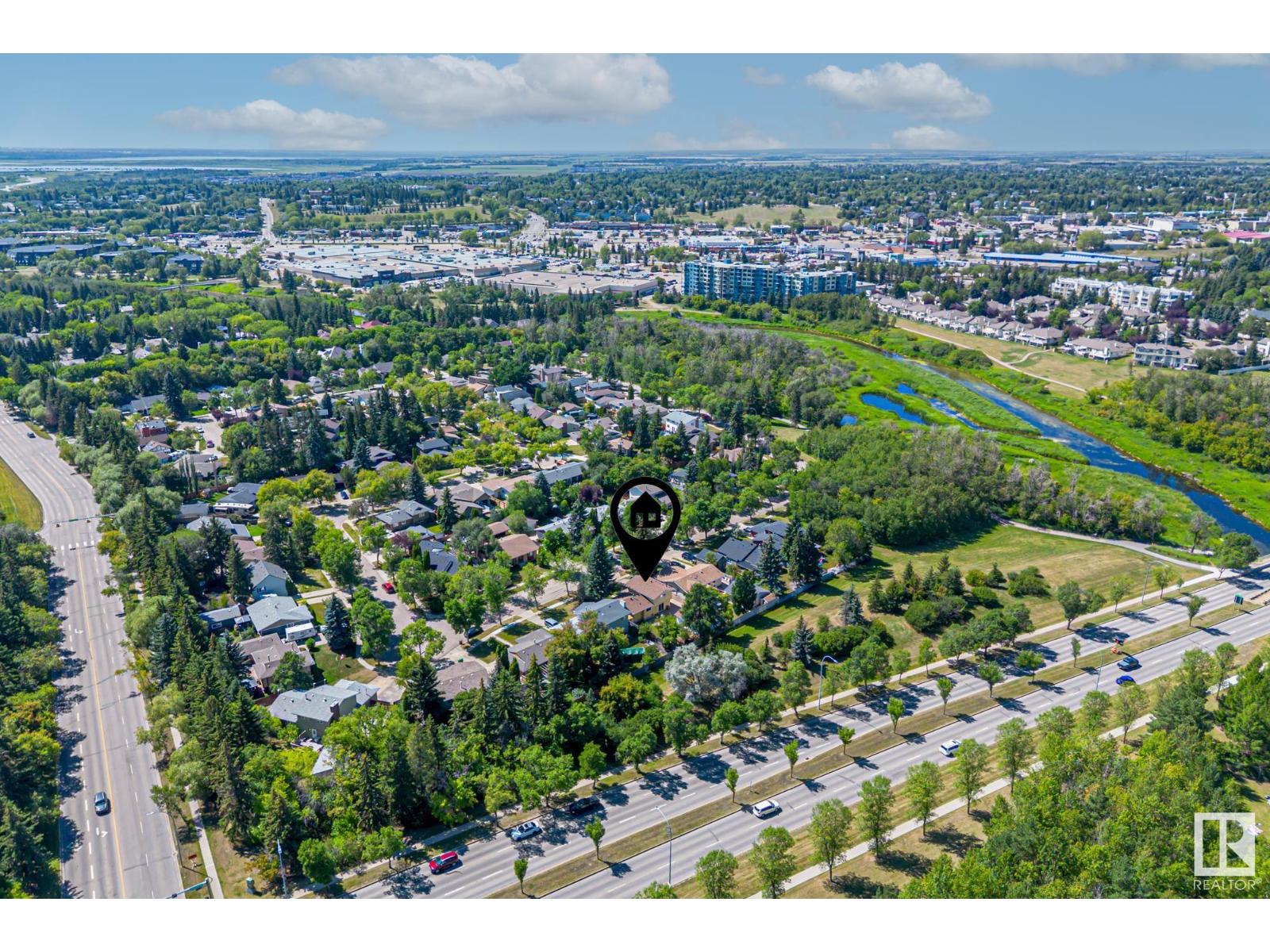 Single Family House for Sale in  BUTTERFIELD CR St. Albert 