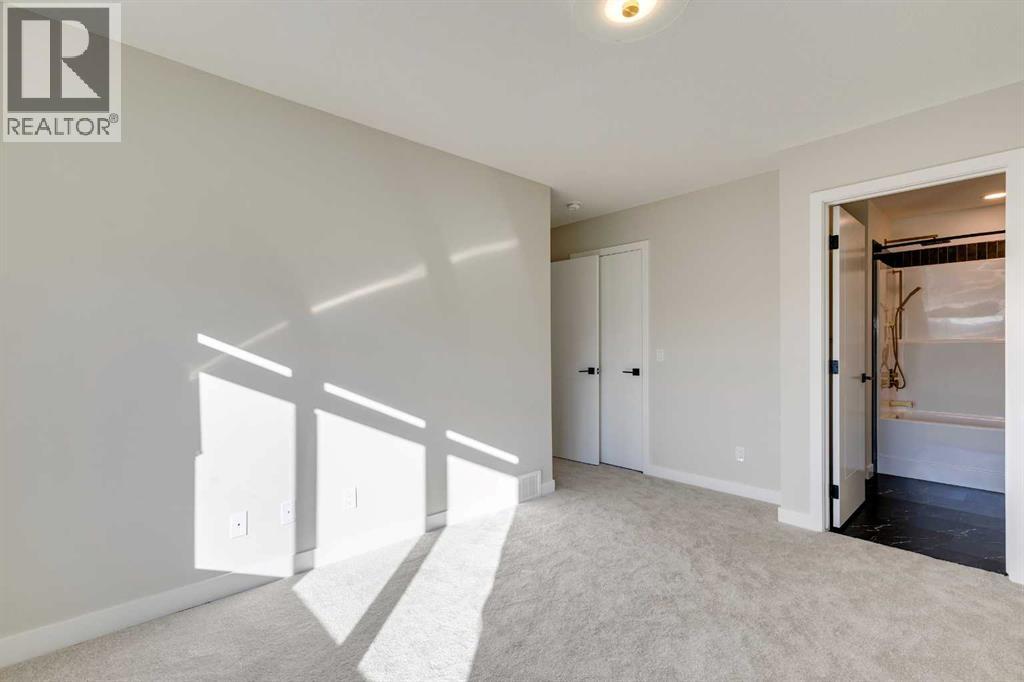 Photo 12 of 157 148 Avenue Nw, Calgary AB