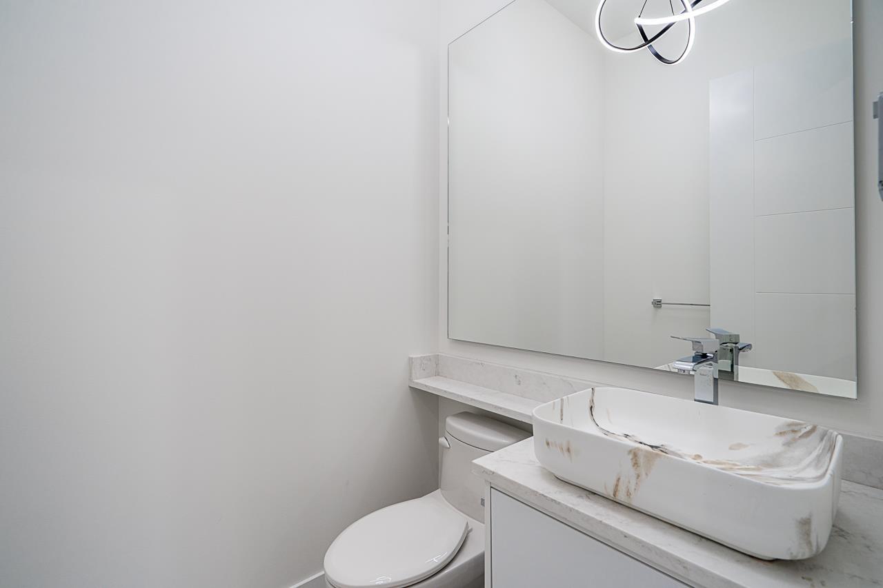 Photo 16 of 14096 113 A Avenue, Surrey BC