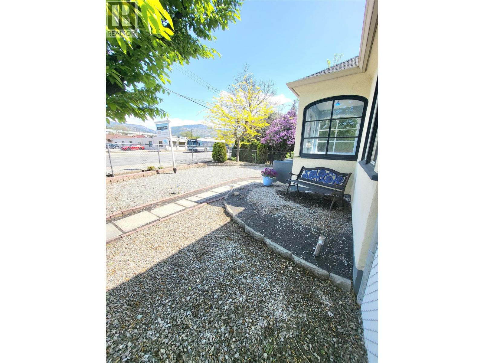 857 Main Street, Penticton