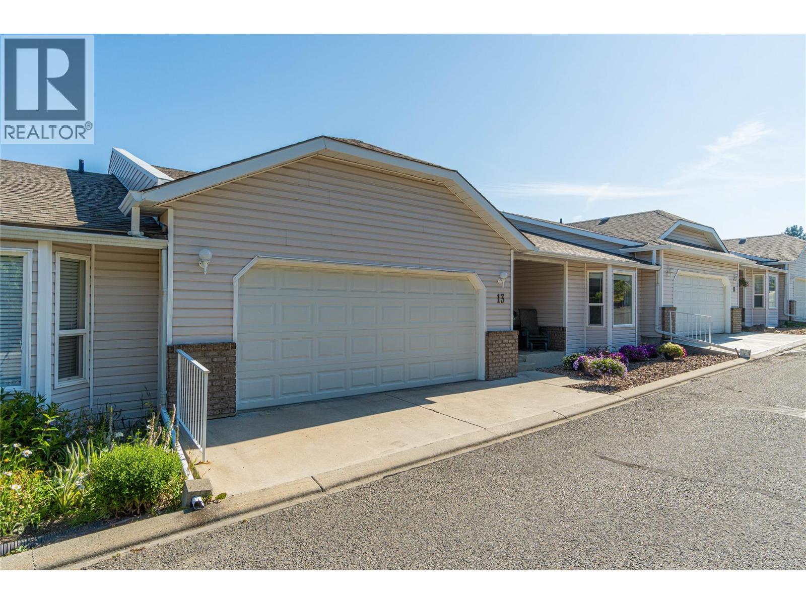 Photo 8 of 2022 Pacific Way Unit 13, Kamloops BC
