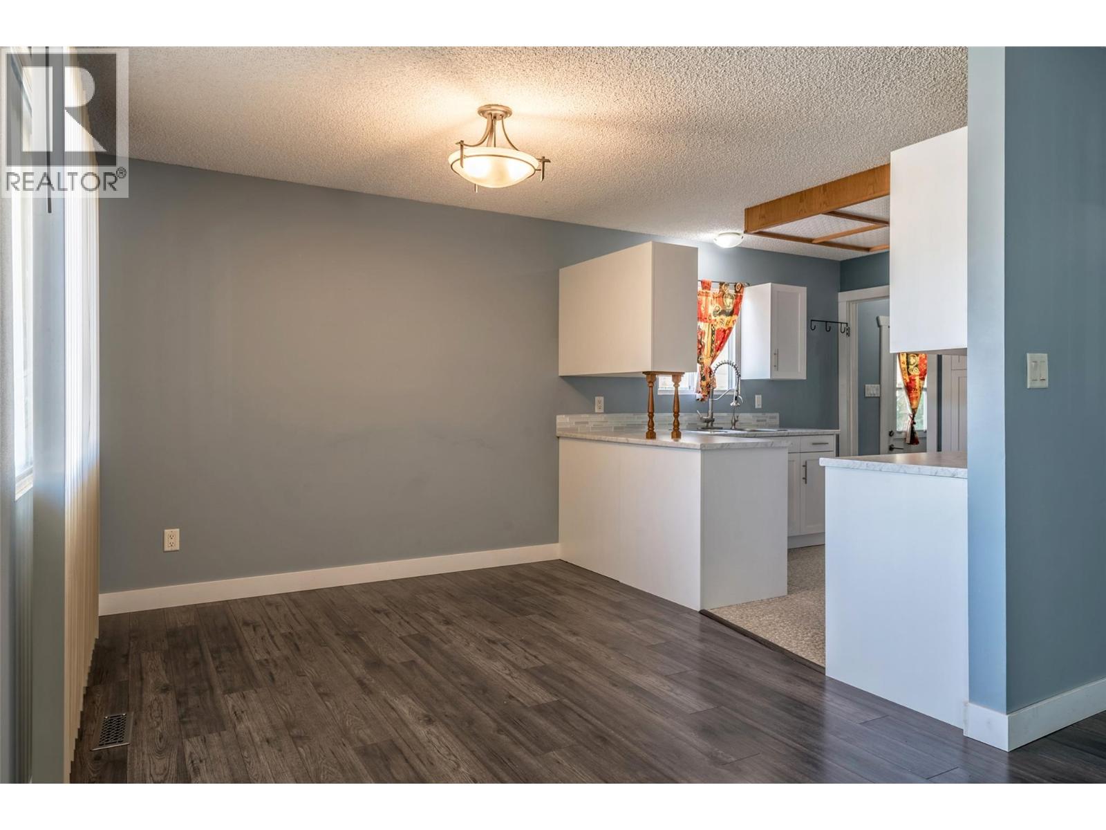 Photo 28 of 3704 40 Avenue, Vernon BC
