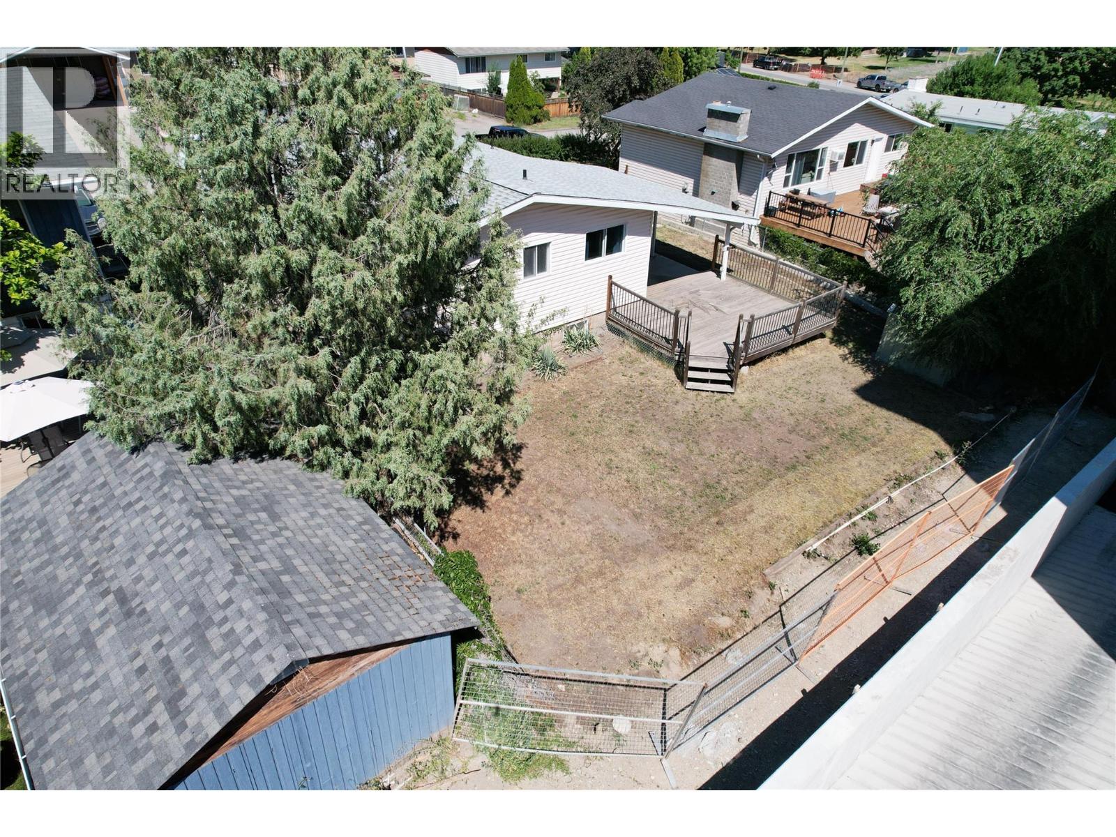 Photo 12 of 3704 40 Avenue, Vernon BC