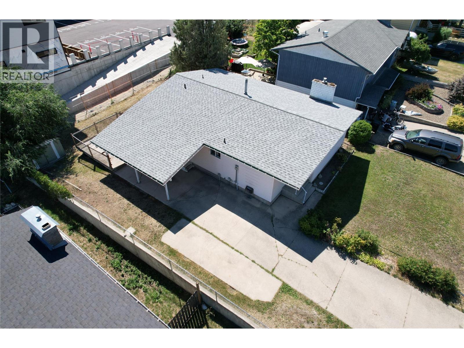 Photo 23 of 3704 40 Avenue, Vernon BC