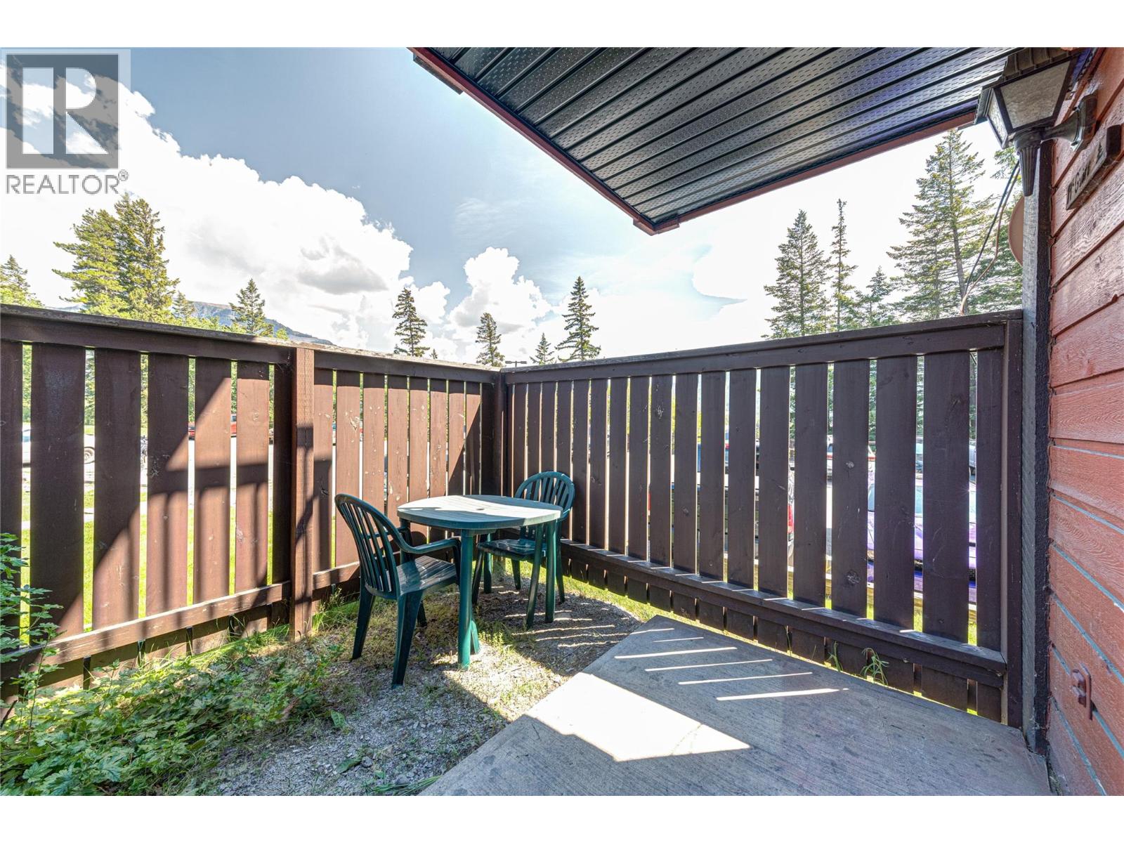 Photo 4 of 1286 Ponderosa Drive Unit 408, Sparwood BC