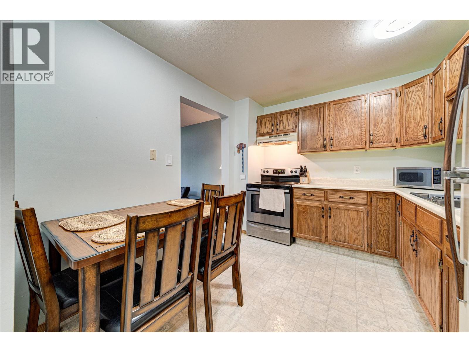 Photo 13 of 1286 Ponderosa Drive Unit 408, Sparwood BC