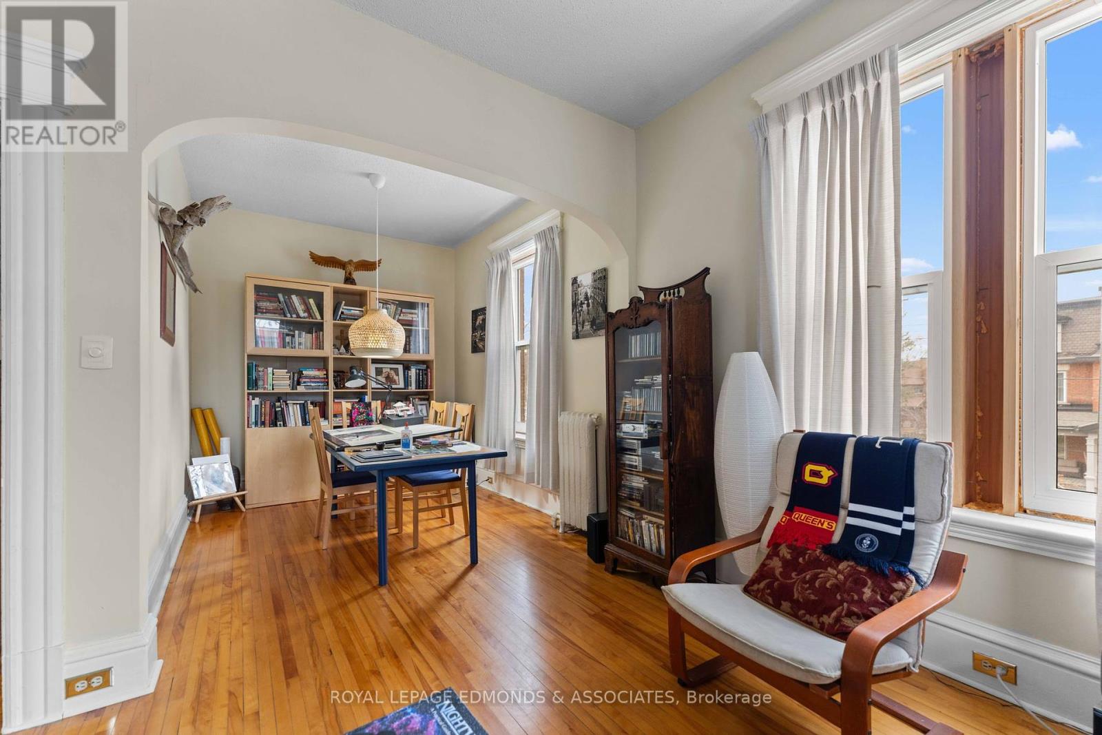 Photo 37 of 54 Isabella Street, Pembroke ON