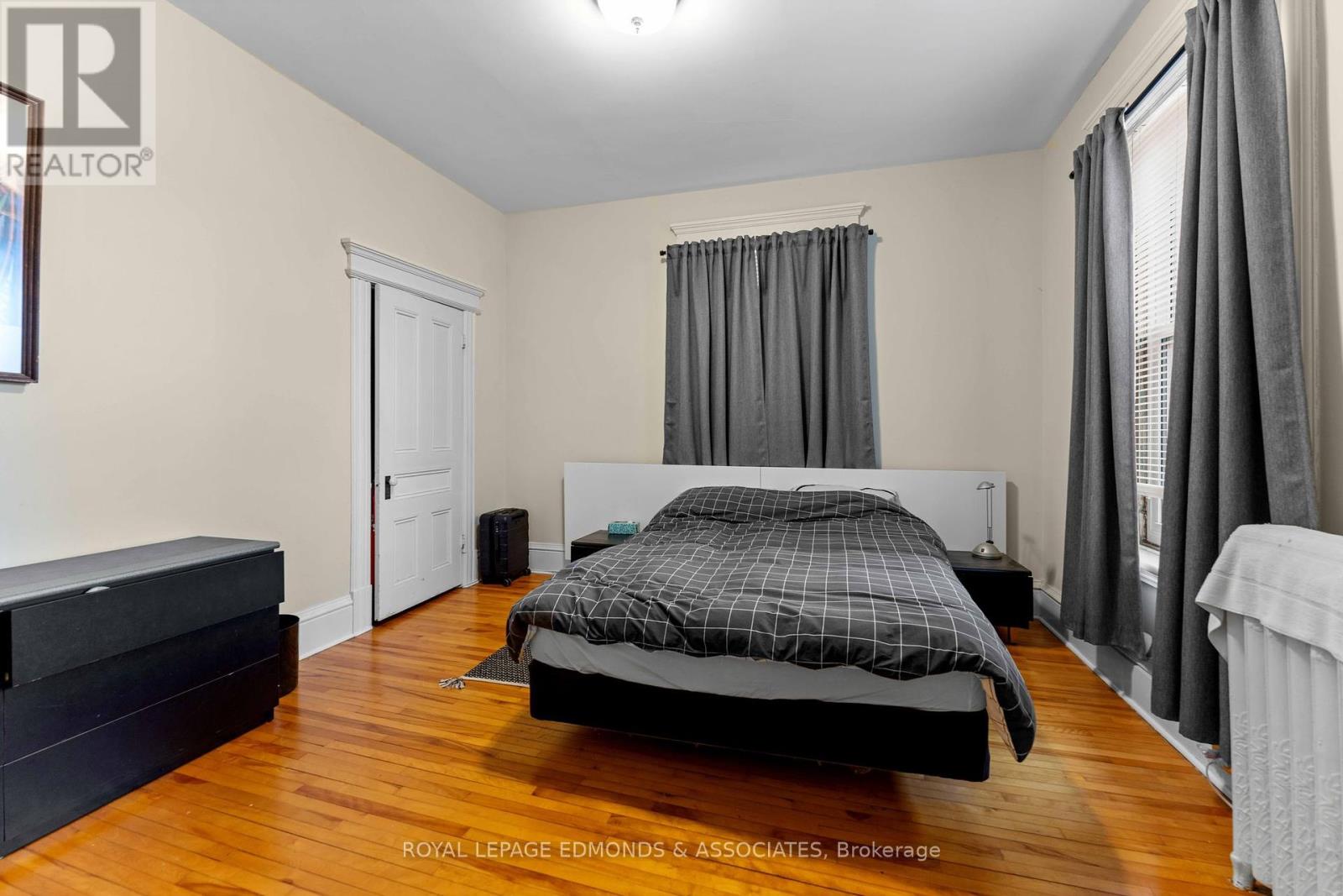Photo 38 of 54 Isabella Street, Pembroke ON