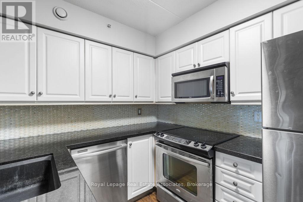 Photo 13 of 4013 Kilmer Avenue, Burlington ON