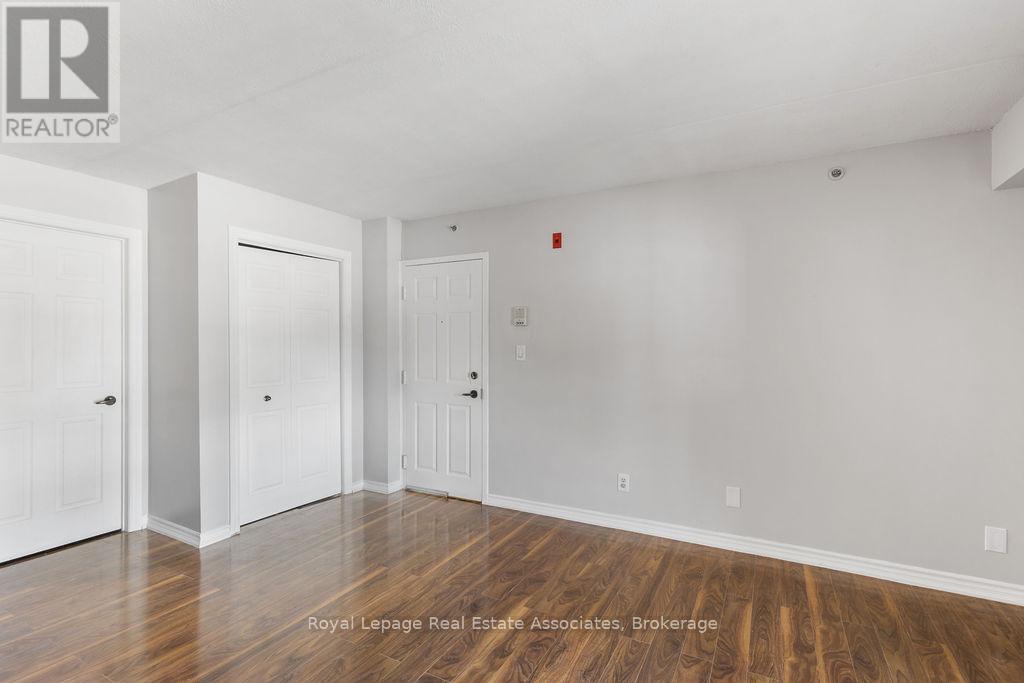 Photo 19 of 4013 Kilmer Avenue, Burlington ON