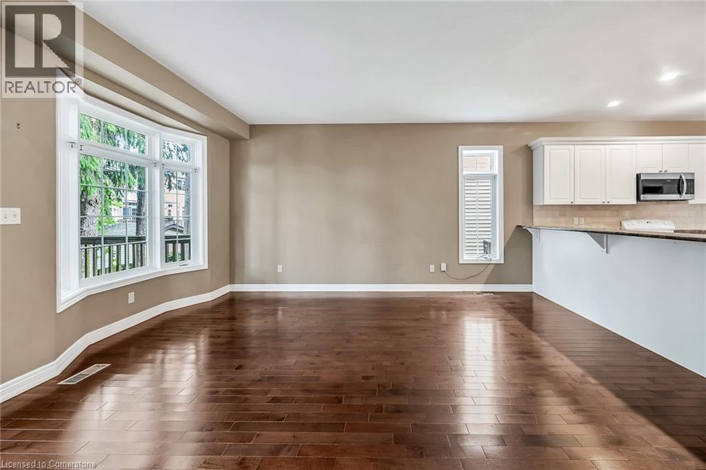 Photo 16 of 7 Goldenview Court, Waterdown ON