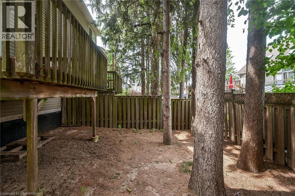 Photo 48 of 7 Goldenview Court, Waterdown ON