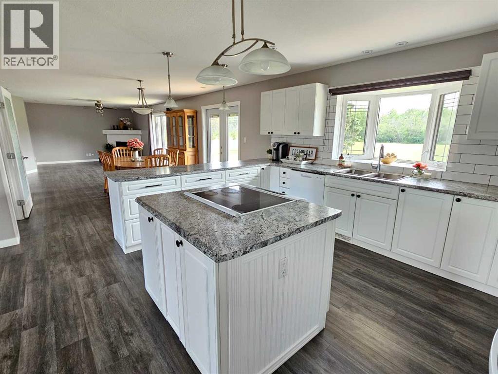 Photo 22 of 9502 100 Street, Bezanson AB