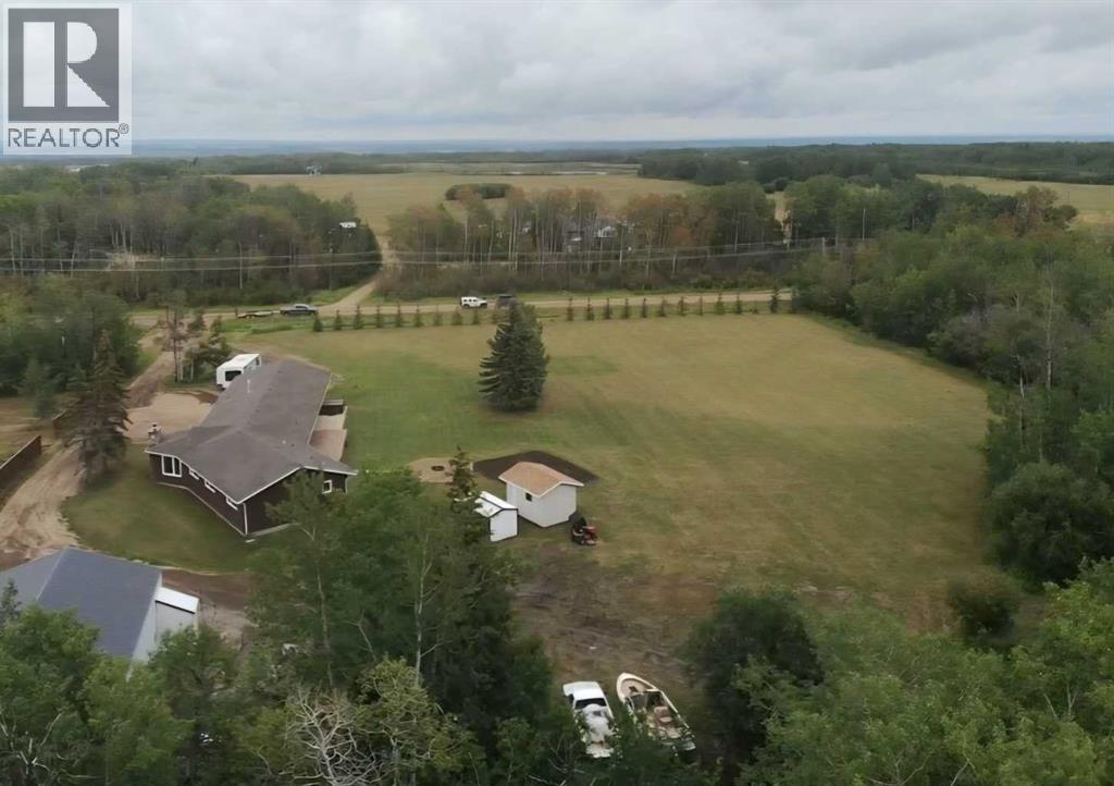 Photo 1 of 9502 100 Street, Bezanson AB