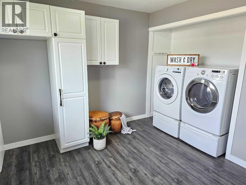 Photo 26 of 9502 100 Street, Bezanson AB
