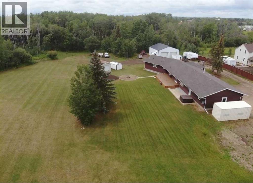 Photo 46 of 9502 100 Street, Bezanson AB