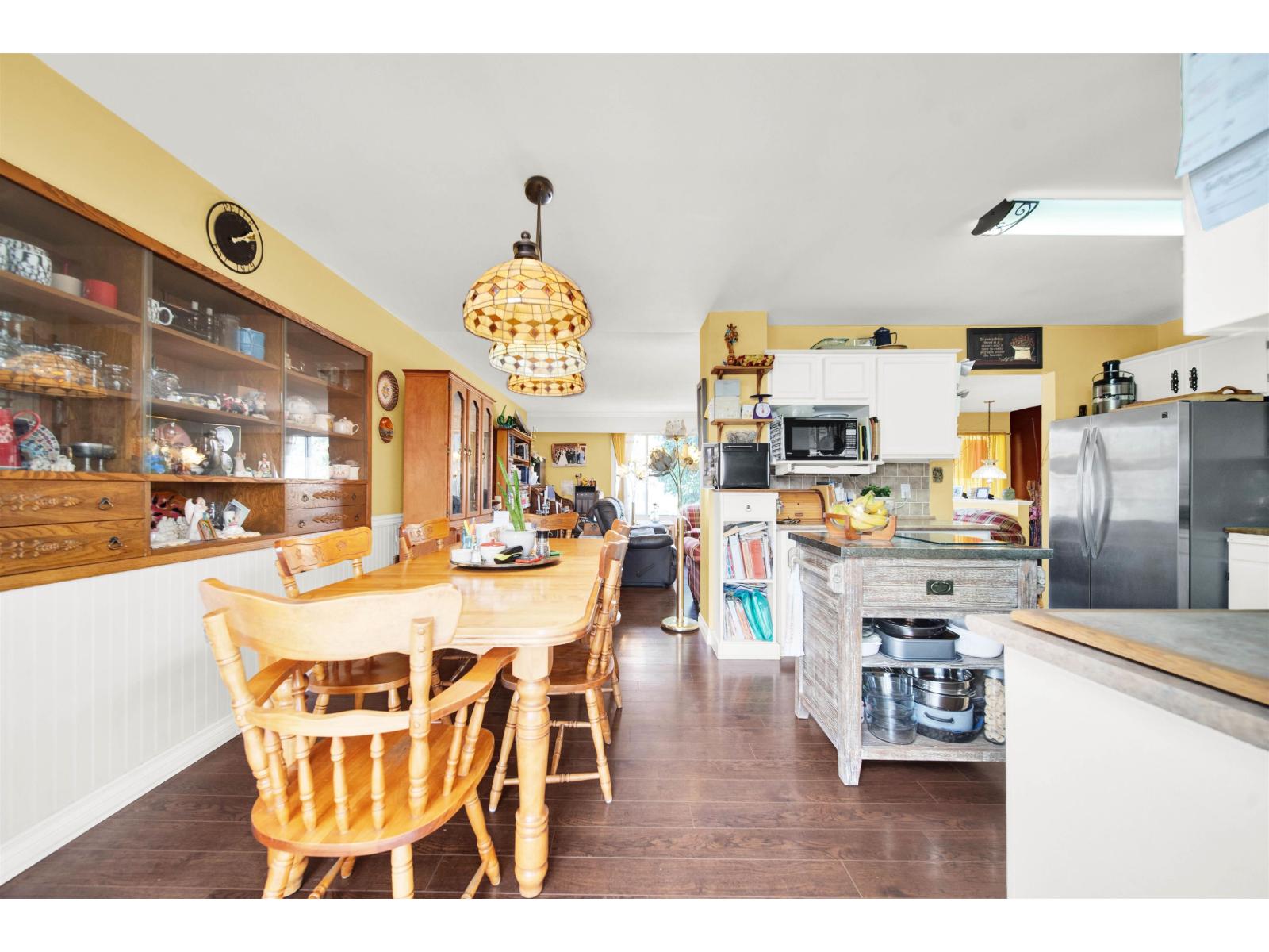 Photo 5 of 6317 Reid Road Sardis South, Chilliwack BC