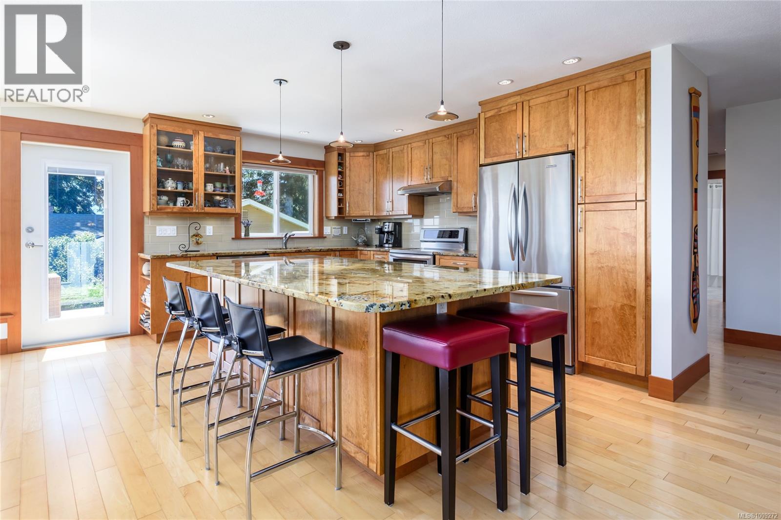 169 Manor Dr, Comox