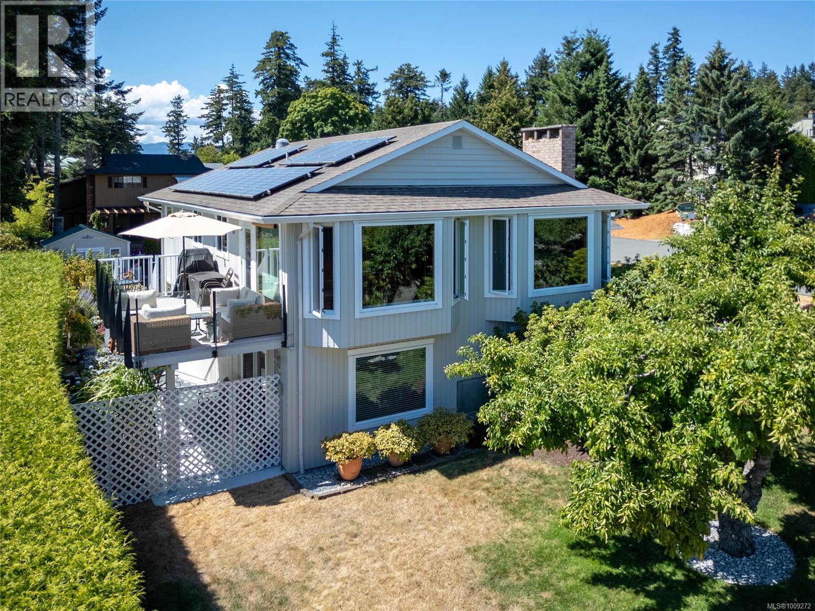 169 Manor Dr, Comox