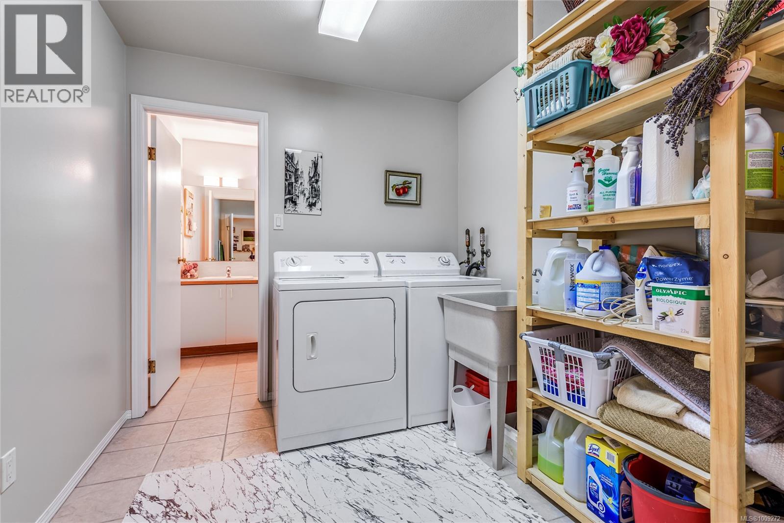 169 Manor Dr, Comox
