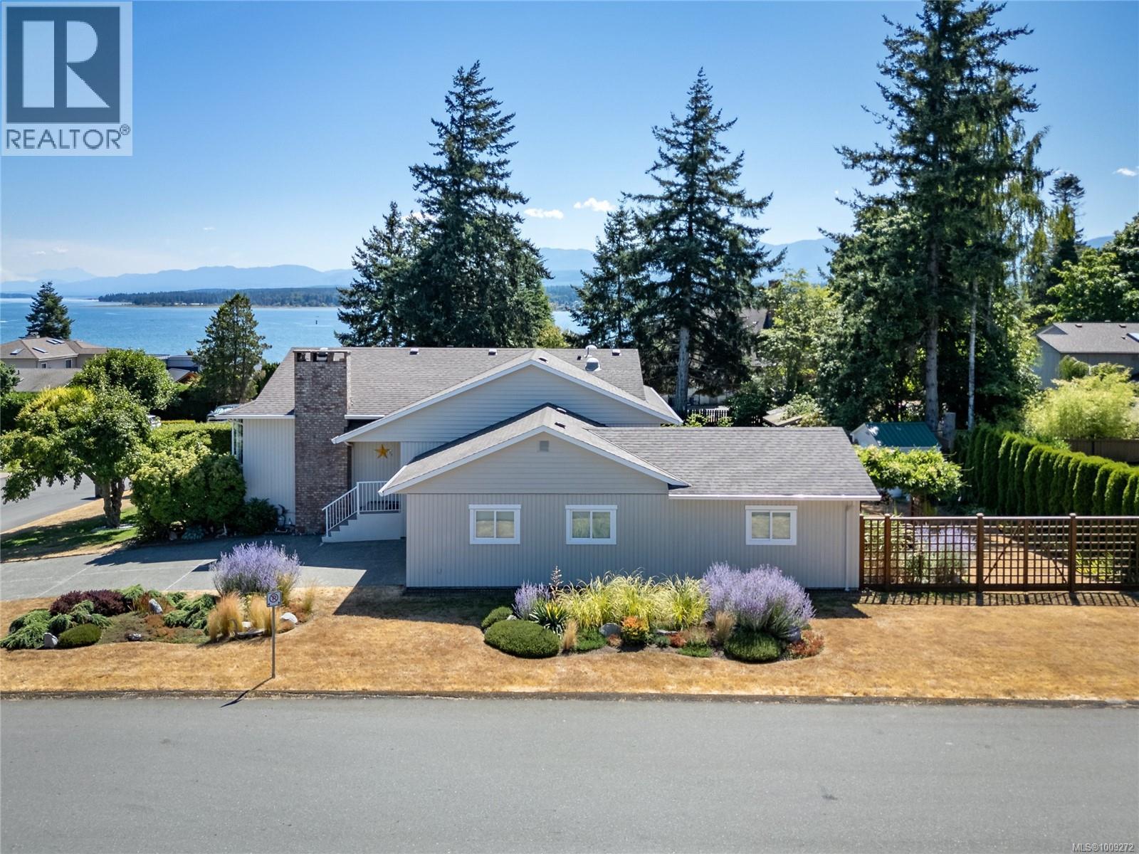 169 Manor Dr, Comox