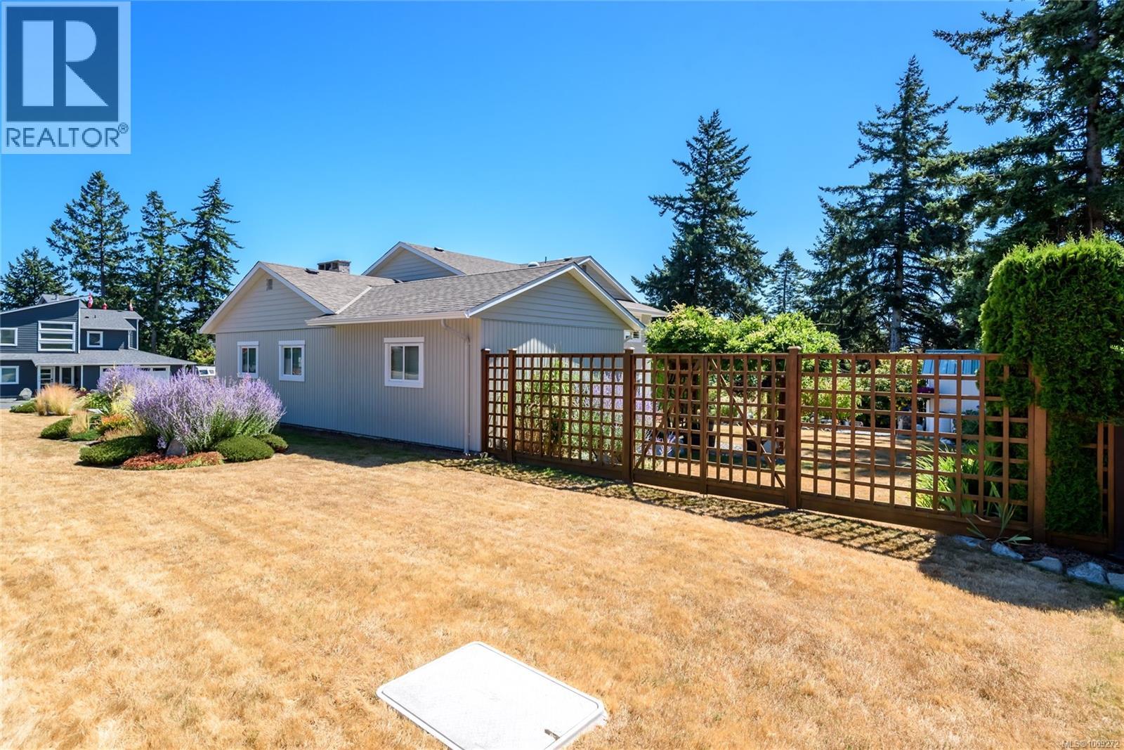 169 Manor Dr, Comox