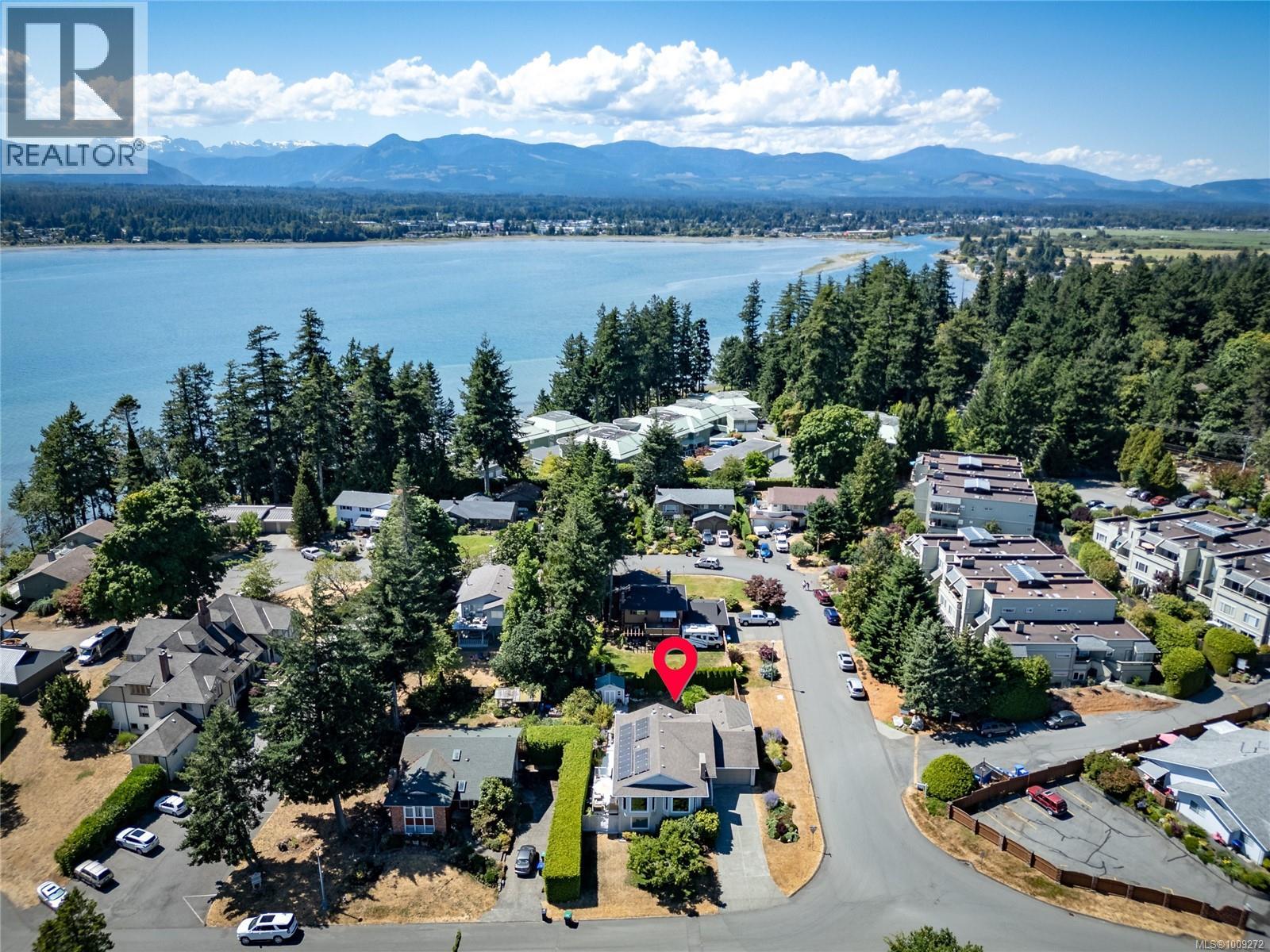169 Manor Dr, Comox