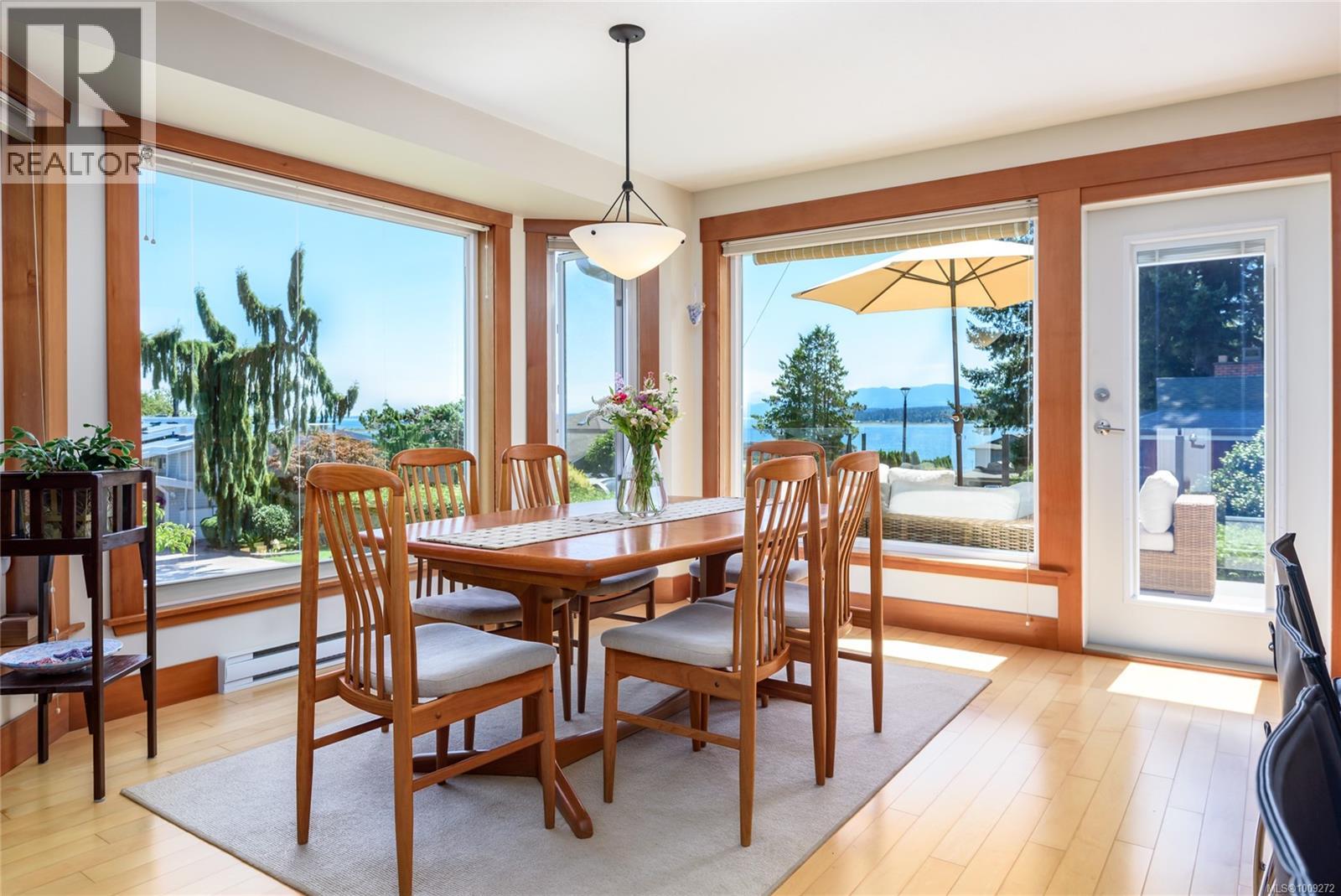 169 Manor Dr, Comox