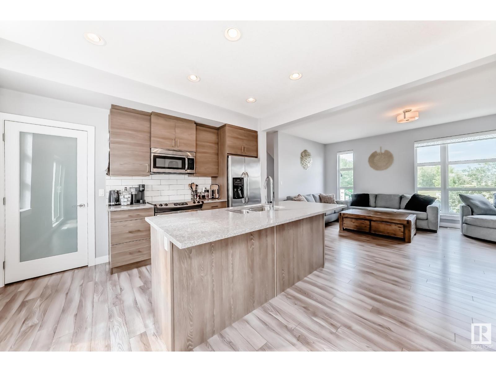 Photo 7 of 14723 125 St Nw, Edmonton AB