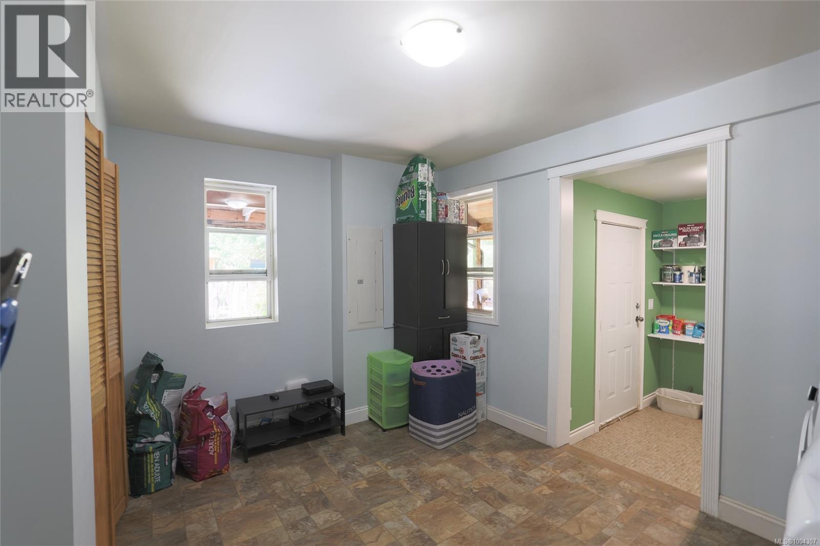 B-610 NIMPKISH HEIGHTS RD - 28