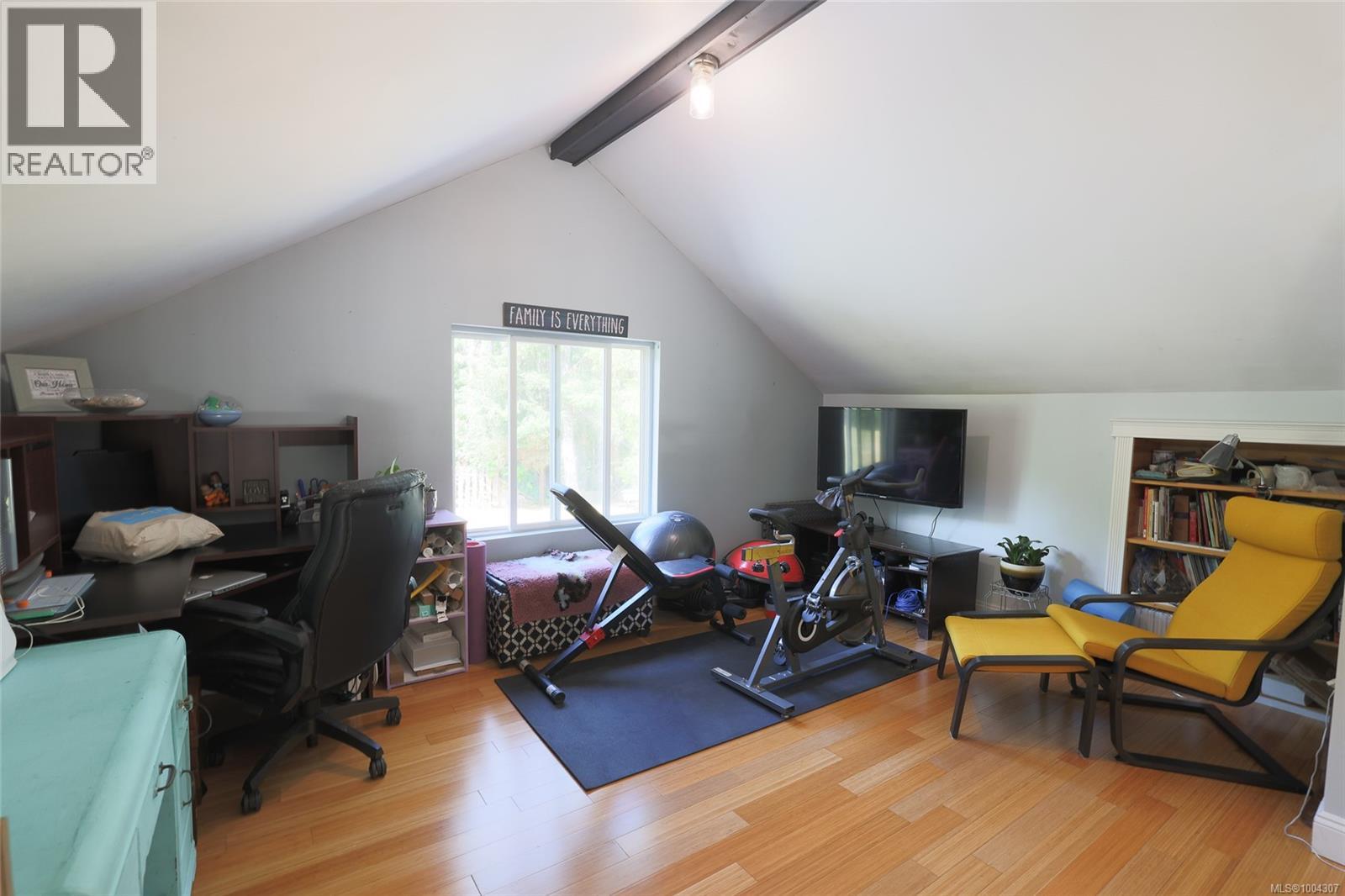 B-610 NIMPKISH HEIGHTS RD - 33