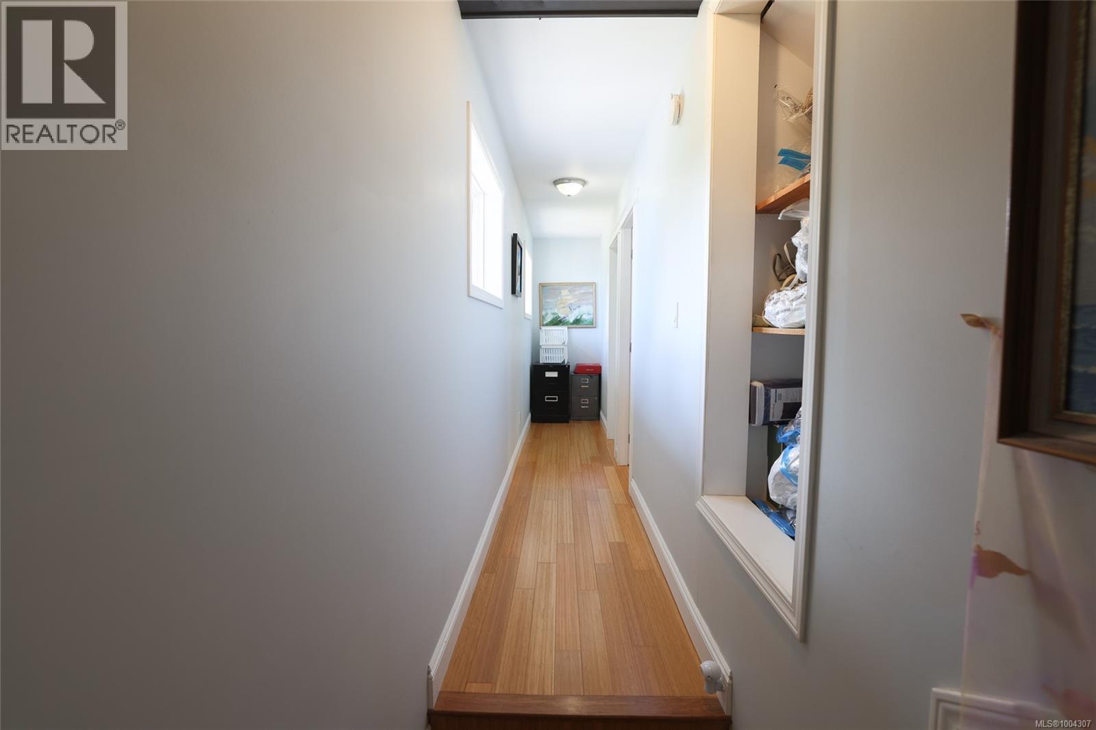 B-610 NIMPKISH HEIGHTS RD - 34