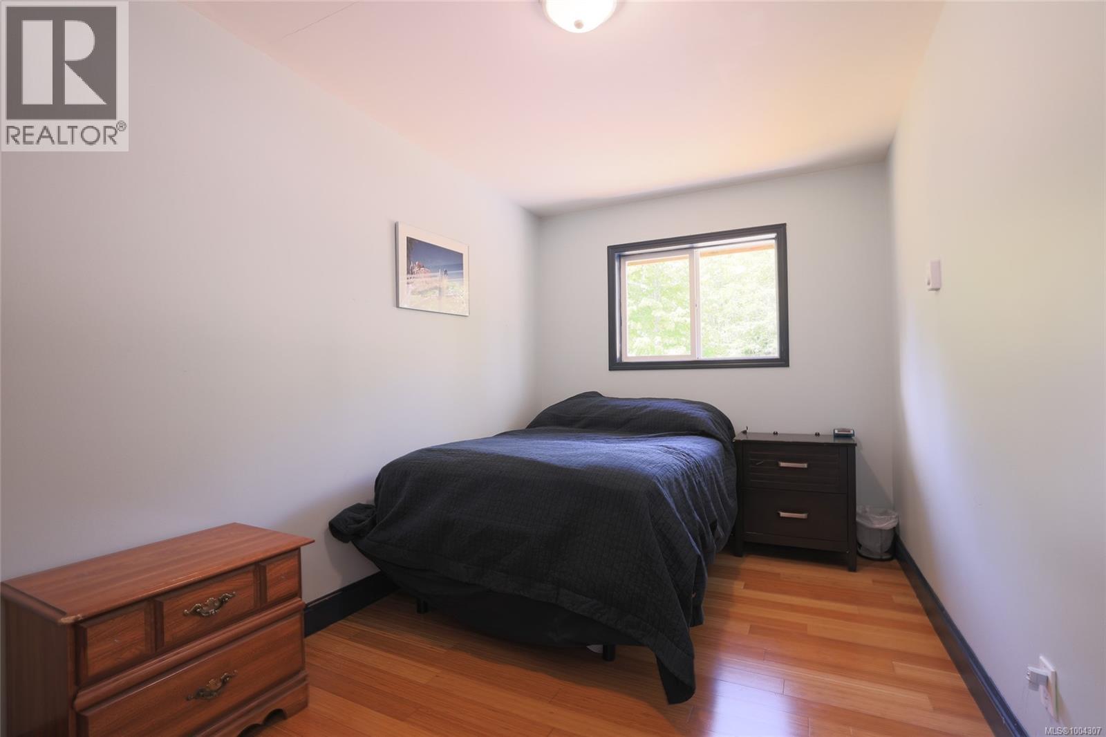 B-610 NIMPKISH HEIGHTS RD - 36