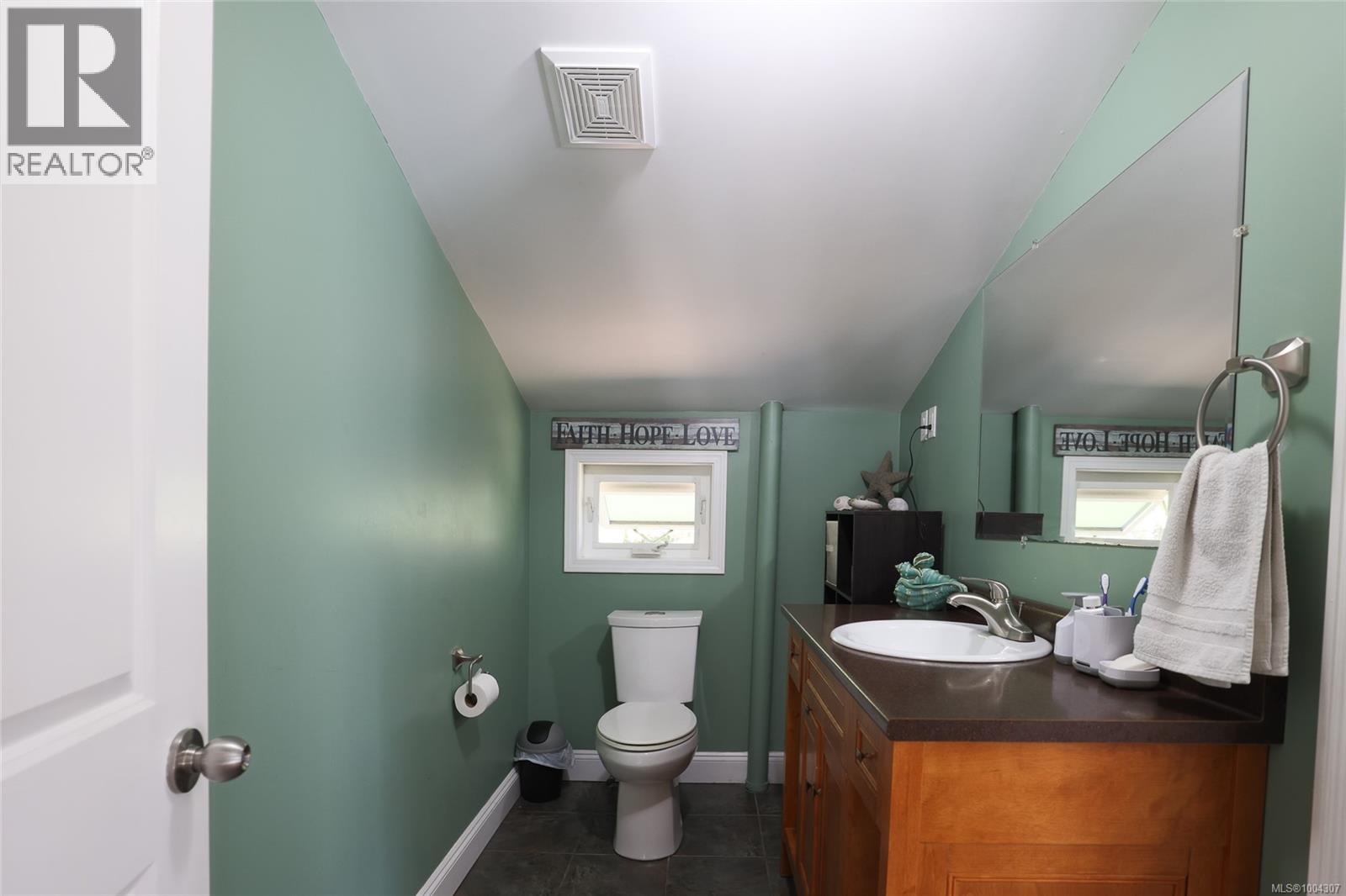 B-610 NIMPKISH HEIGHTS RD - 38