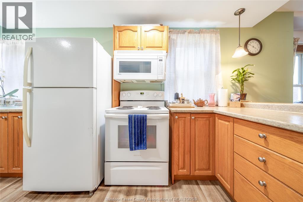 Photo 20 of 1588 Marentette Avenue, Windsor ON