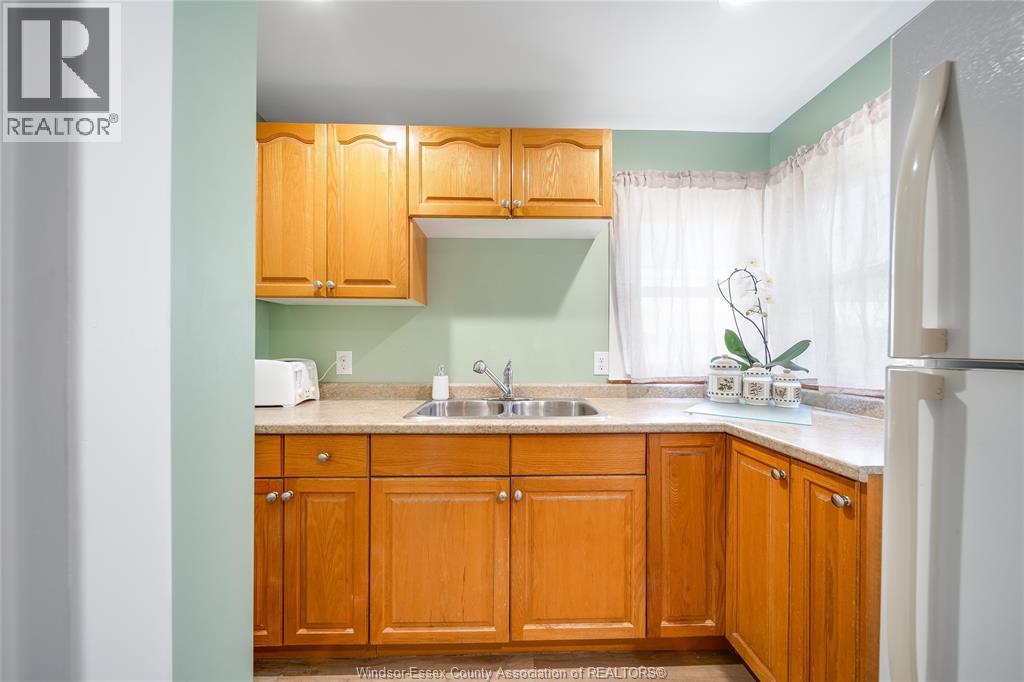 Photo 41 of 1588 Marentette Avenue, Windsor ON