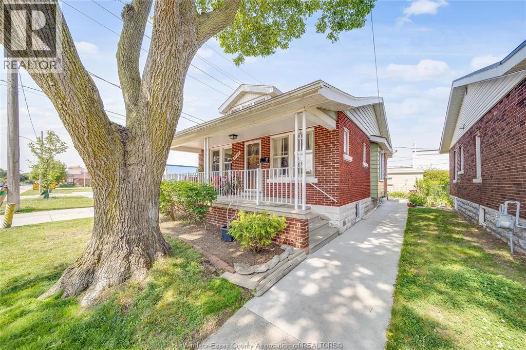 Photo 15 of 1588 Marentette Avenue, Windsor ON